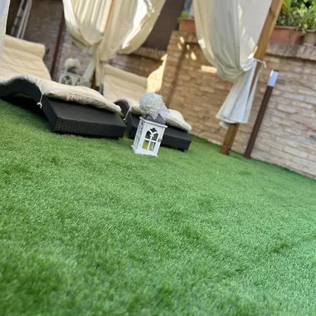 And Breakfast Laberinto 4*