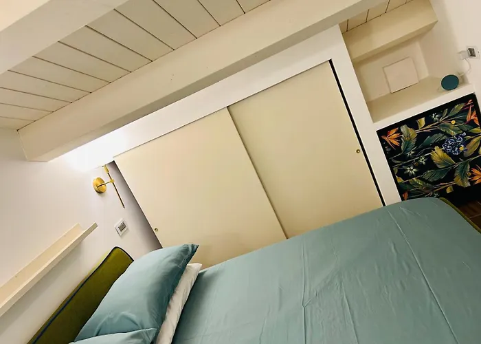 ベッド・アンド・ブレックファスト And Breakfast Laberinto