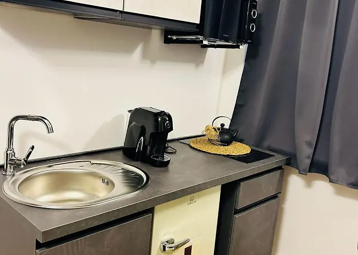 And Breakfast Laberinto 4*