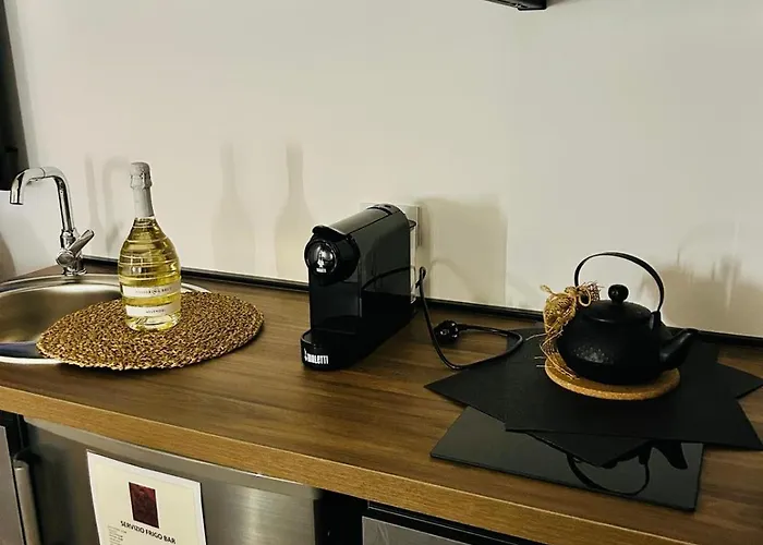 And Breakfast Laberinto 4*